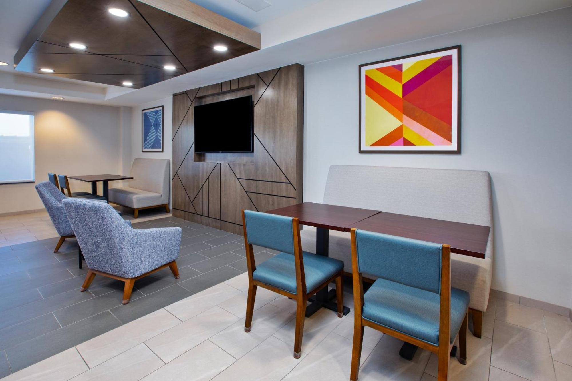 Holiday Inn Express Fremont By Ihg Экстерьер фото
